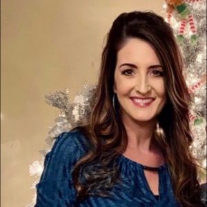 Meet your Posher, Lori